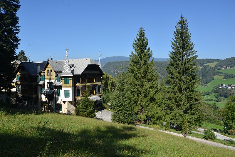 amelie_rennt-seis_am_schlern-01201