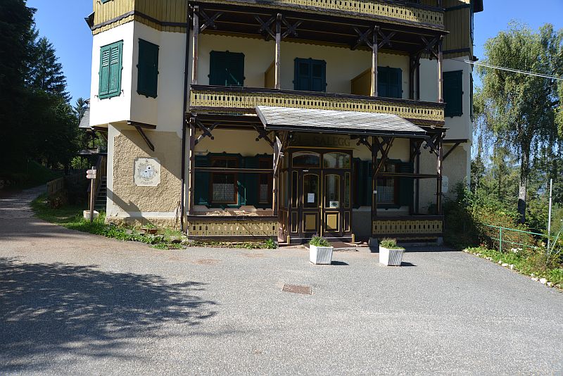 amelie_rennt-seis_am_schlern-02103